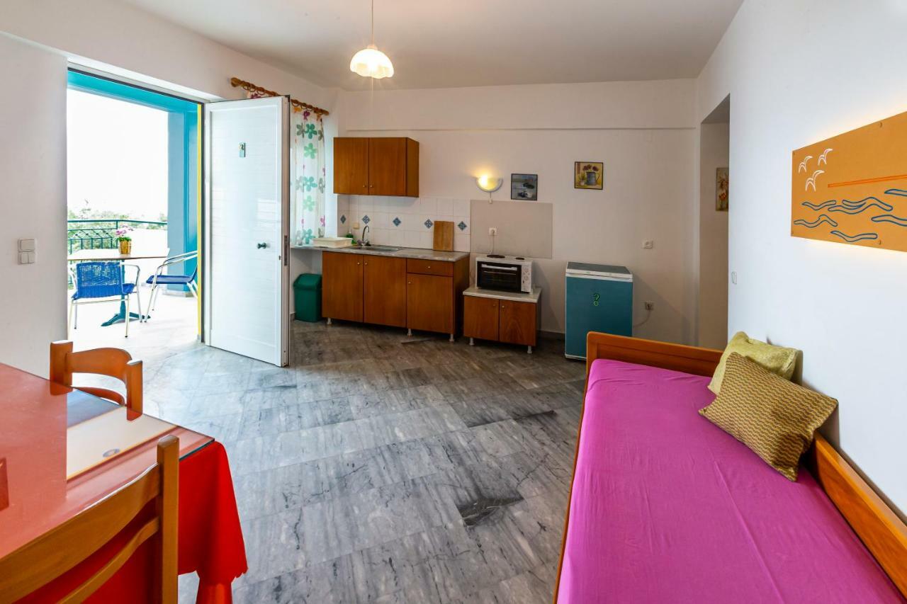 Iris Apartments Chrani Exteriör bild